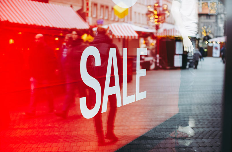 Sale Window Banner (by Markus Spiske)