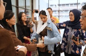 Wamendag Dyah Roro Esti di Maranatha 2024
