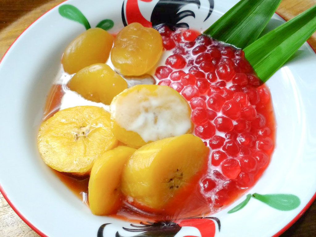 sajian kolak campur mutiara 