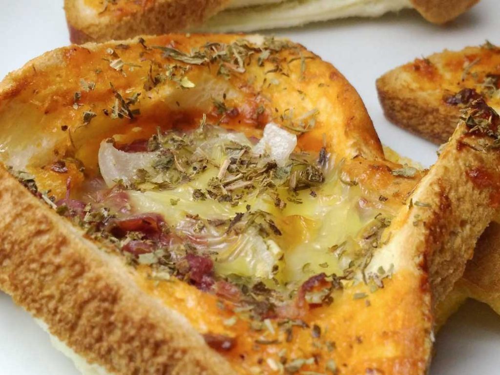 Twisted Bread Pizza